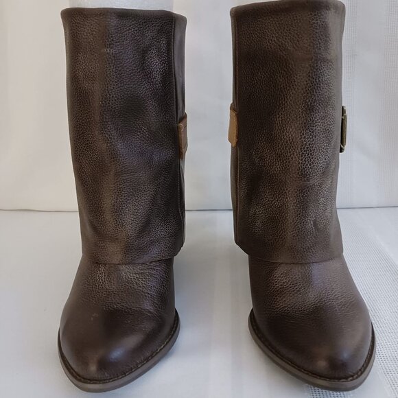 NIB Size 8.5M Mojo Moxy Taboo Brown Heeled Leather - Picture 3 of 8